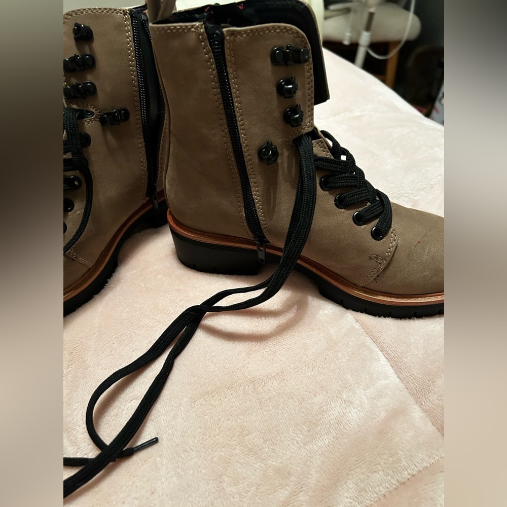 Combat Boots - Picture 2 of 5